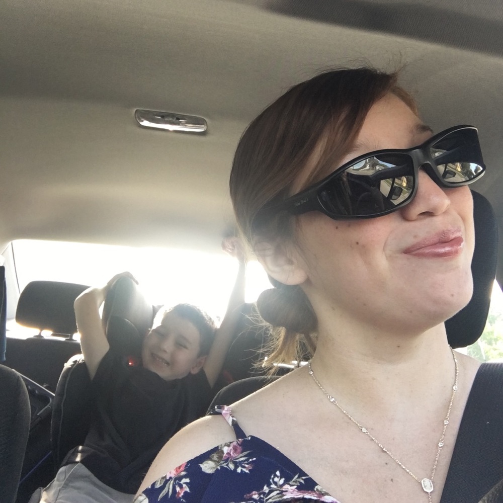 Meet your Posher, Stephanie